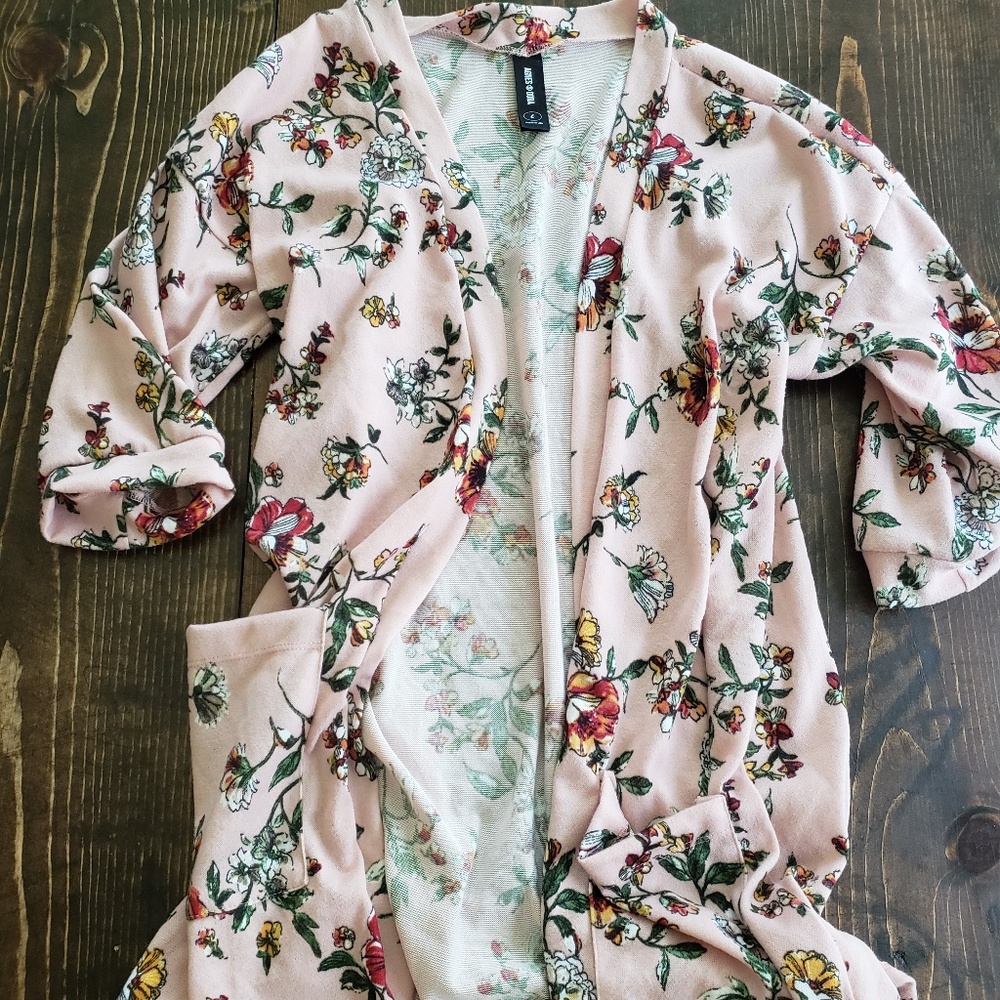 EUC Agnes & Dora Mauve Floral Forever Cardi